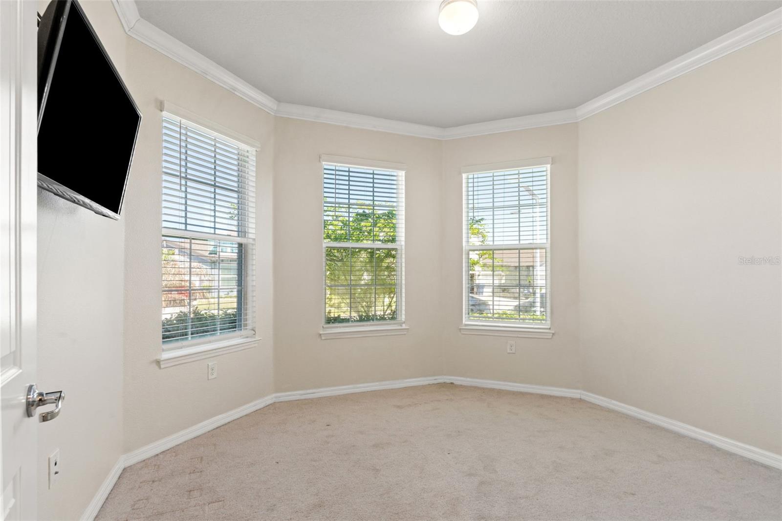Image 31 of 53 For 9748 Ibis Grove Boulevard