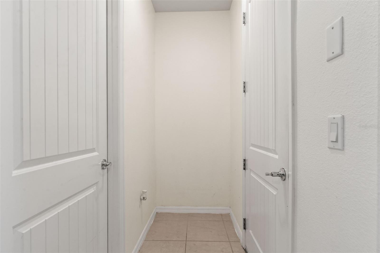 Image 36 of 53 For 9748 Ibis Grove Boulevard