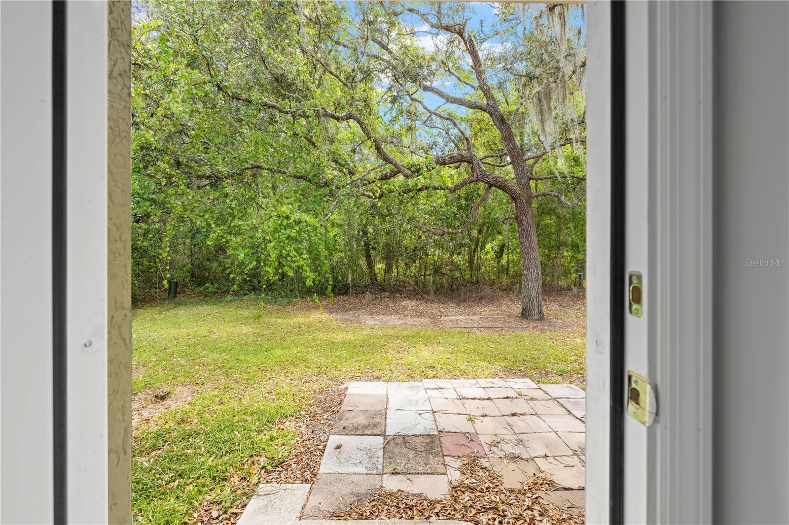 Image 15 of 24 For 2910 Coleman Avenue