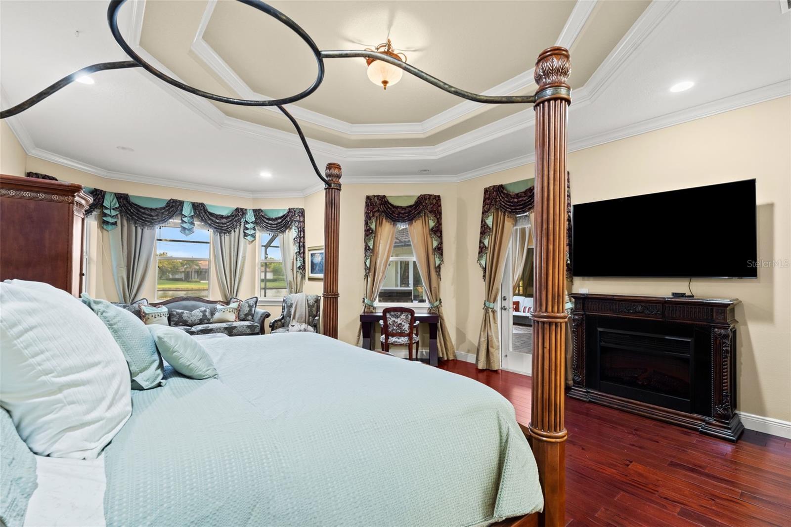 Image 31 of 99 For 7906 Foxcatcher Court