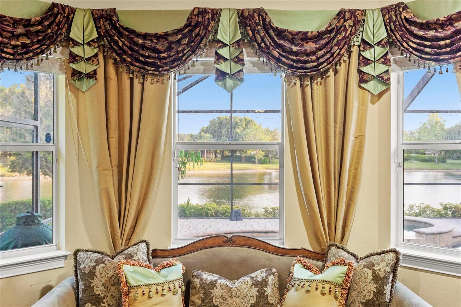 Image 33 of 99 For 7906 Foxcatcher Court