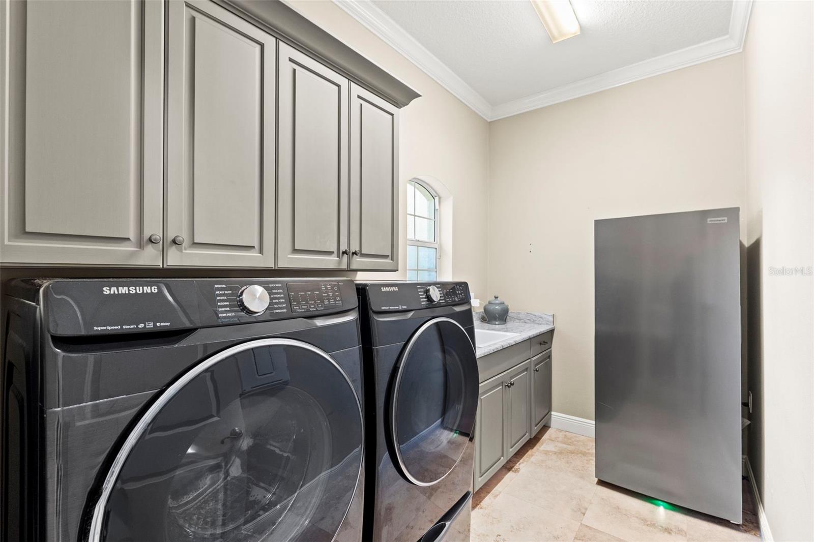 Image 58 of 99 For 7906 Foxcatcher Court