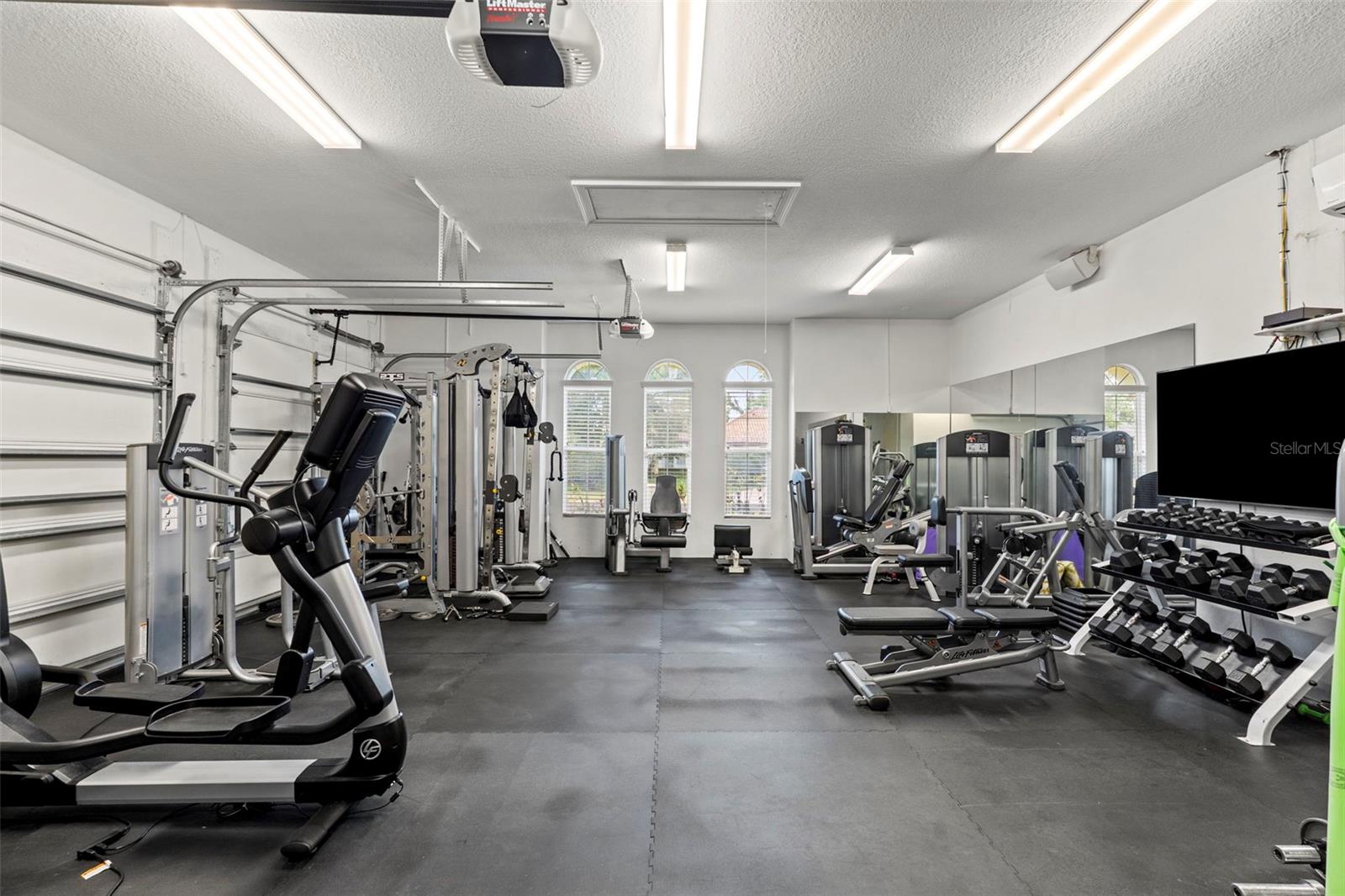 Image 60 of 99 For 7906 Foxcatcher Court