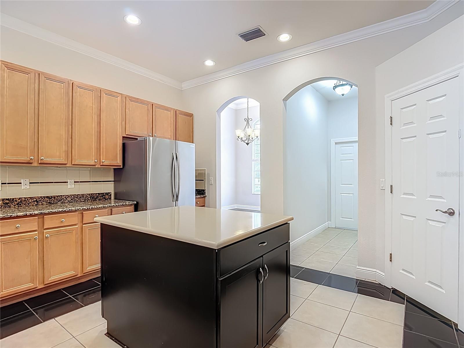 Image 24 of 90 For 2705 Coastal Range Way