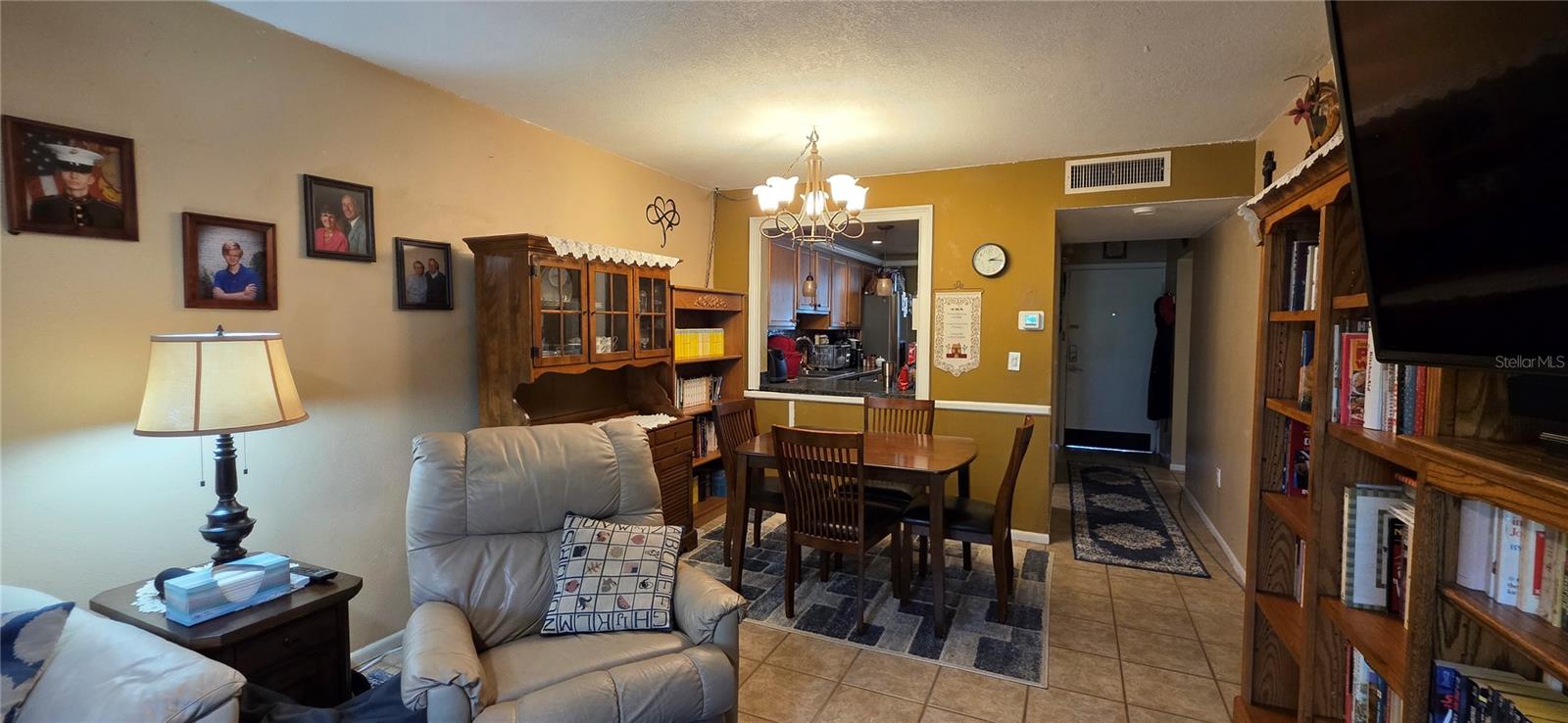 Image 11 of 38 For 2117 Lakewood Club Drive S 7a