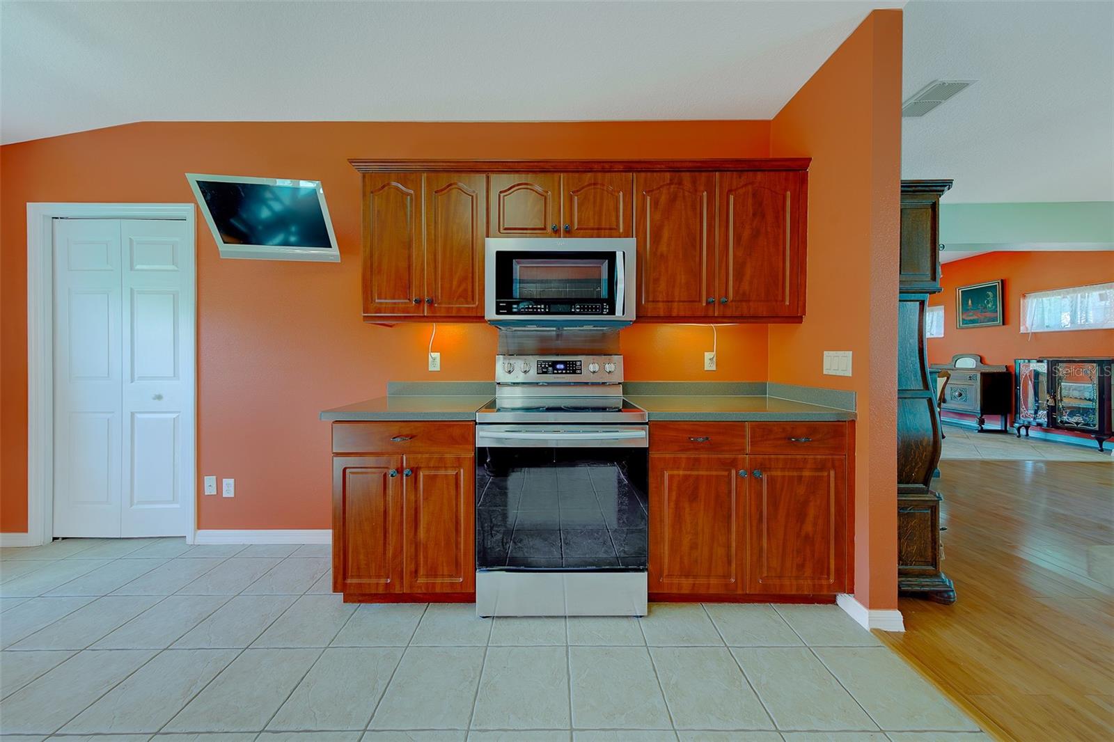 Image 10 of 56 For 10036 Brookdale Drive