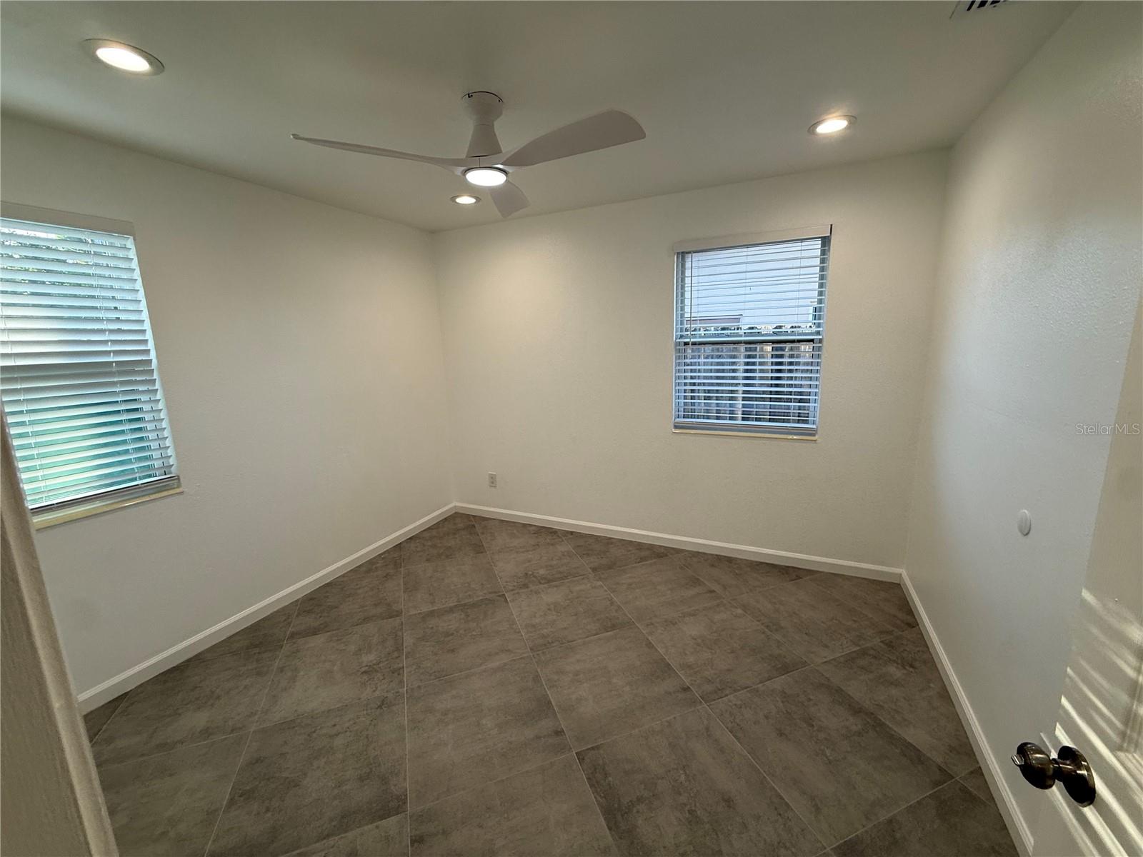 Image 16 of 37 For 15573 Bedford Circle E