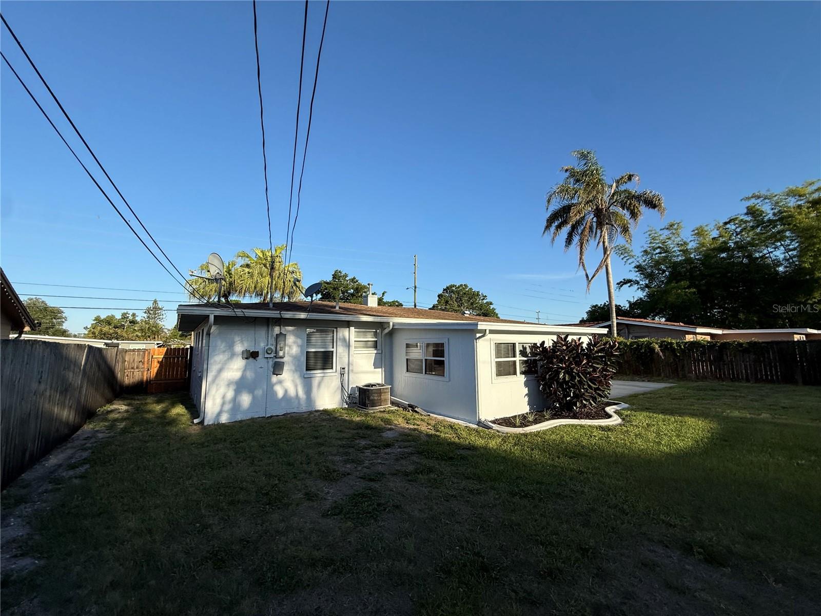 Image 29 of 37 For 15573 Bedford Circle E