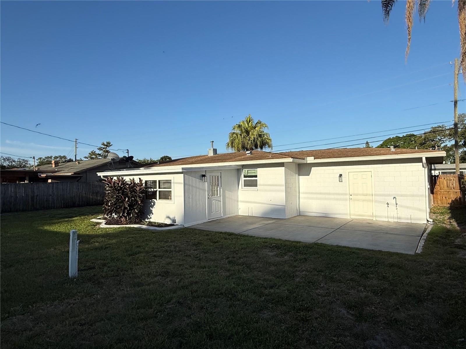 Image 32 of 37 For 15573 Bedford Circle E