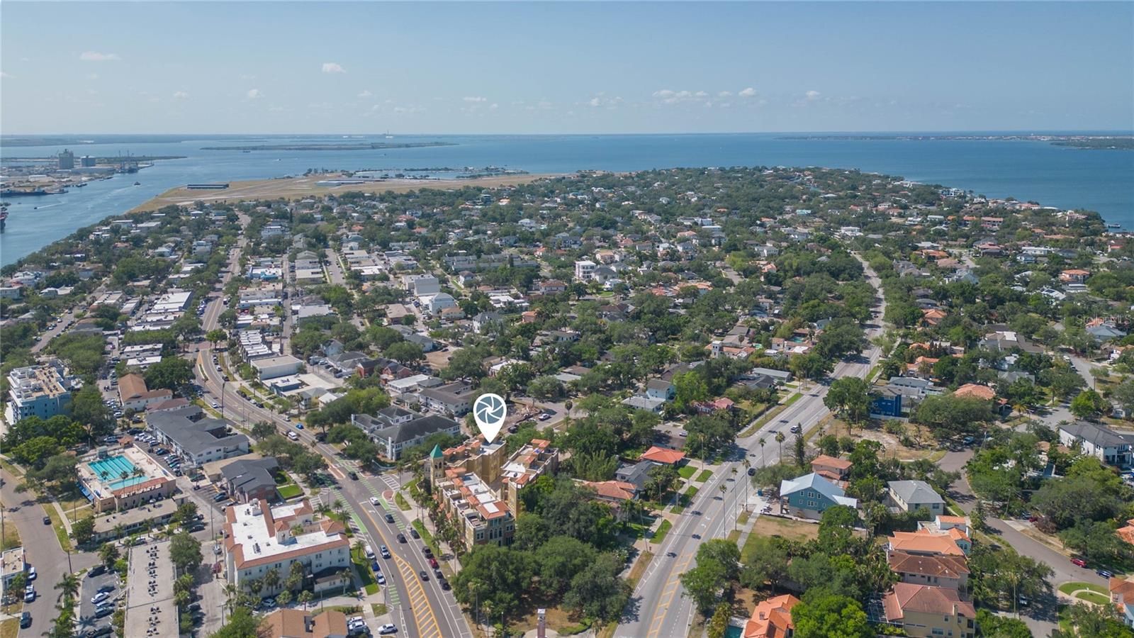 Listing photo id 29 for 114 Davis Boulevard 13