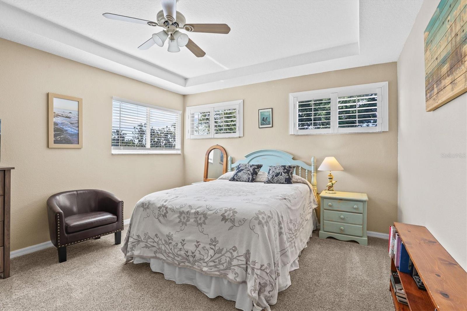 Image 25 of 55 For 460 Denise Street