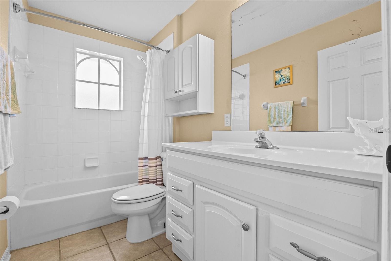 Image 31 of 55 For 460 Denise Street