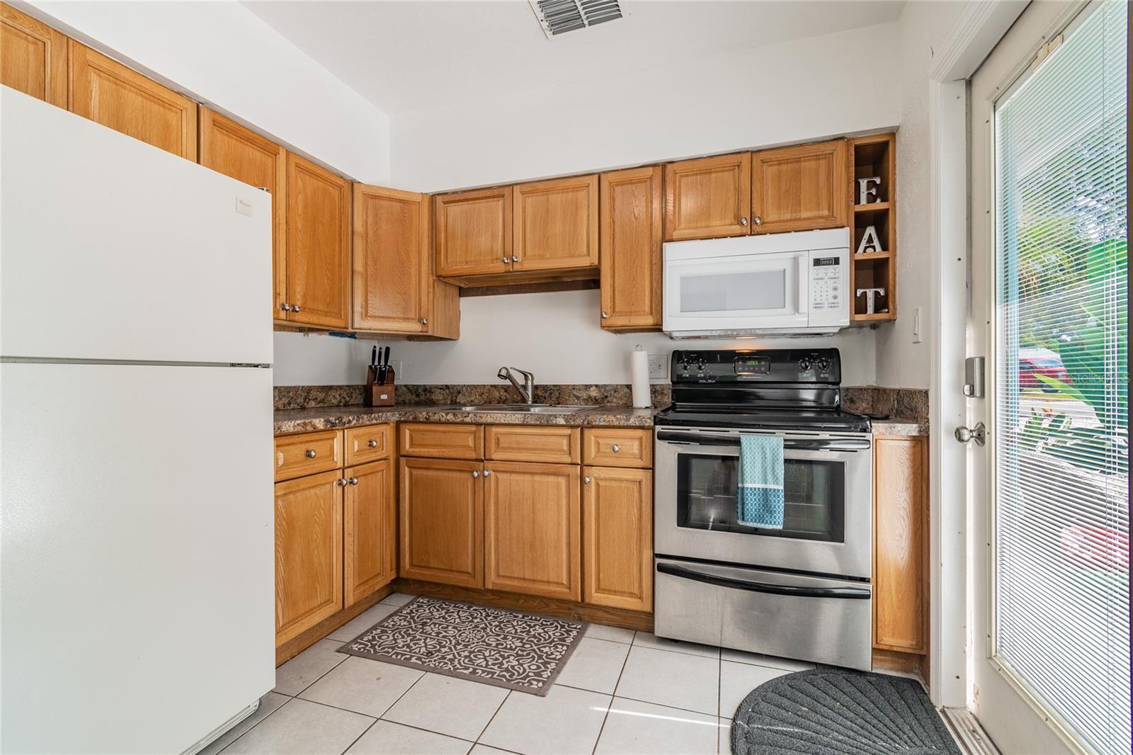 Image 10 of 28 For 607 Betmor Lane Beachcombe