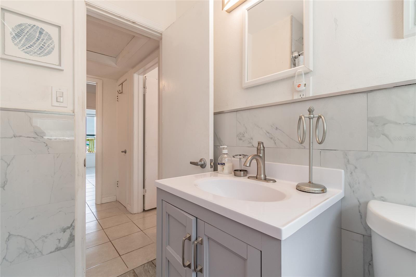 Image 15 of 28 For 607 Betmor Lane Beachcombe