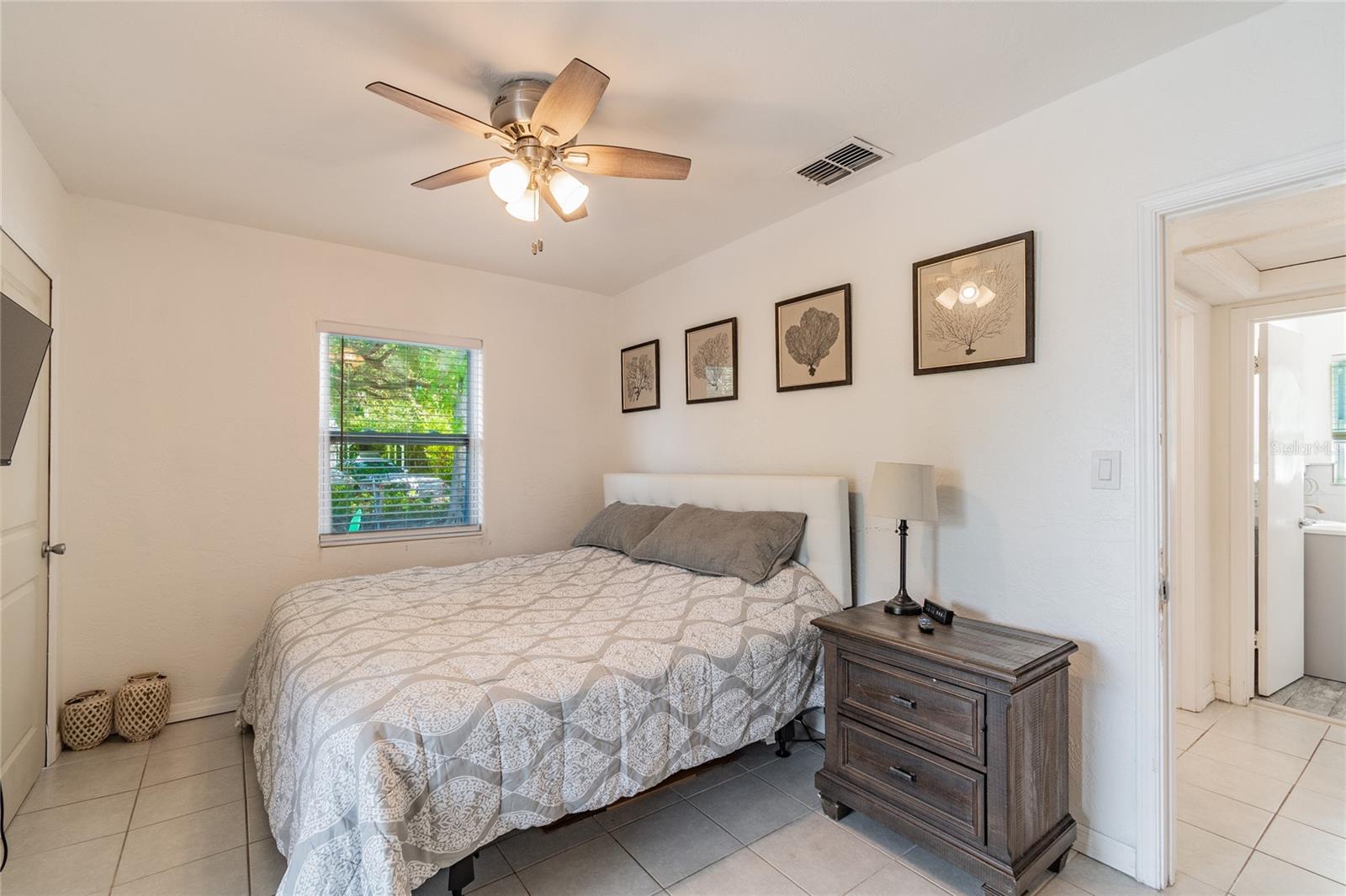 Image 18 of 28 For 607 Betmor Lane Beachcombe