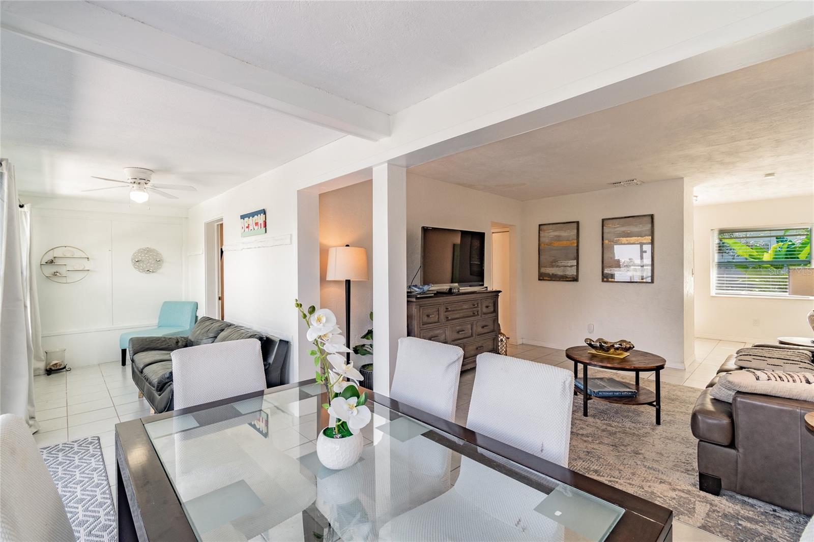 Image 21 of 28 For 607 Betmor Lane Beachcombe