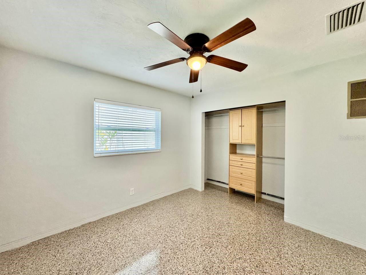 Image 14 of 29 For 10932 104th Avenue