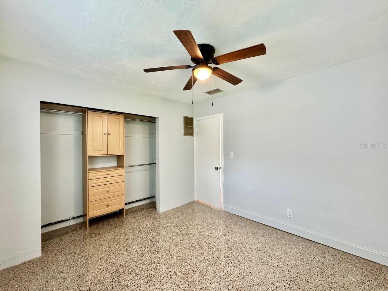 Image 15 of 29 For 10932 104th Avenue