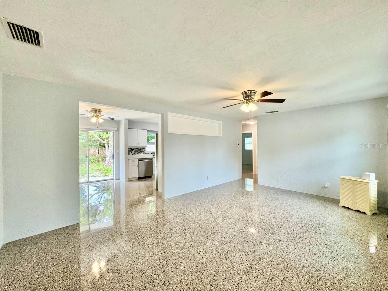 Image 4 of 29 For 10932 104th Avenue