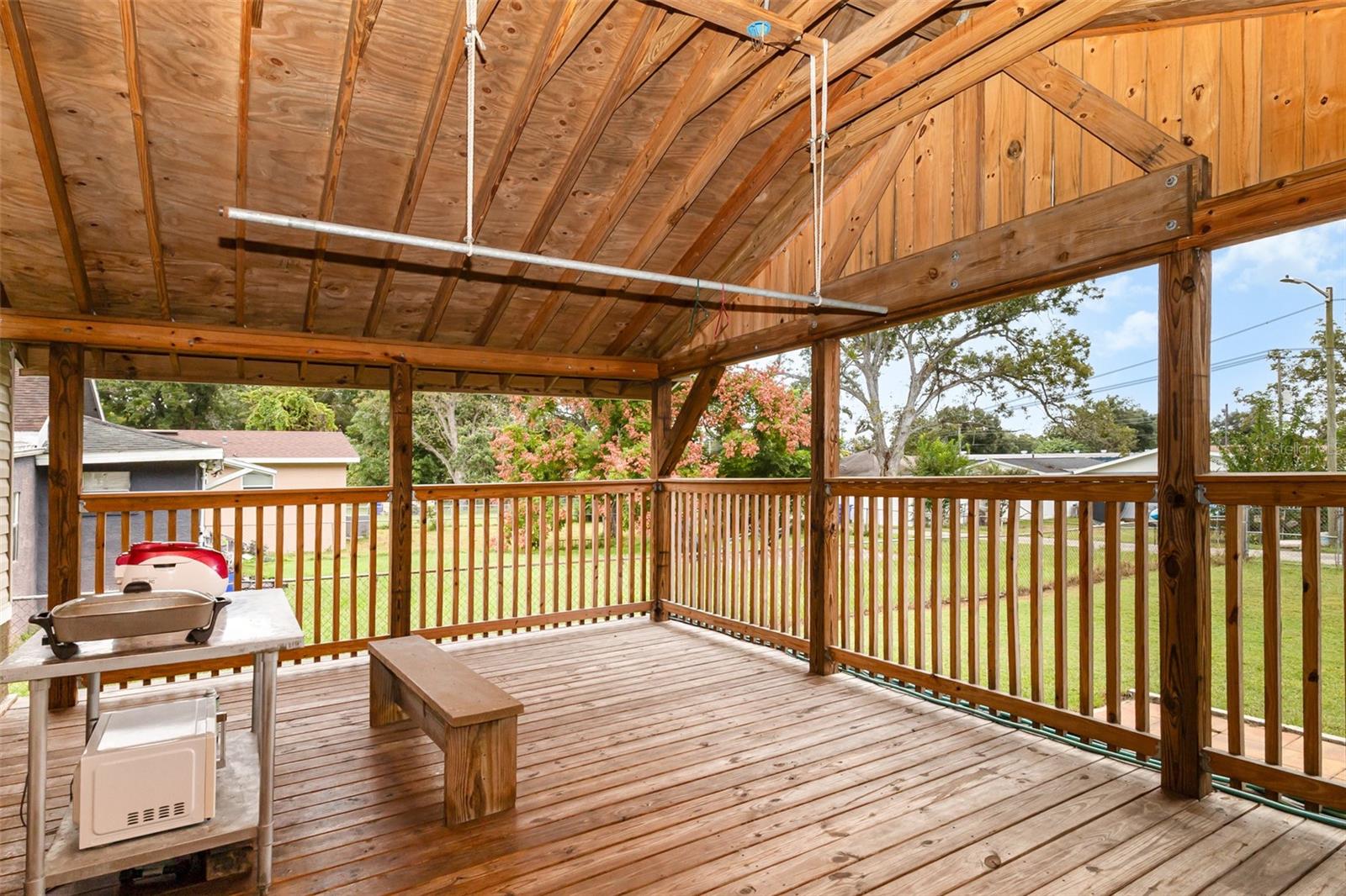 Image 23 of 36 For 932 Augusta Street