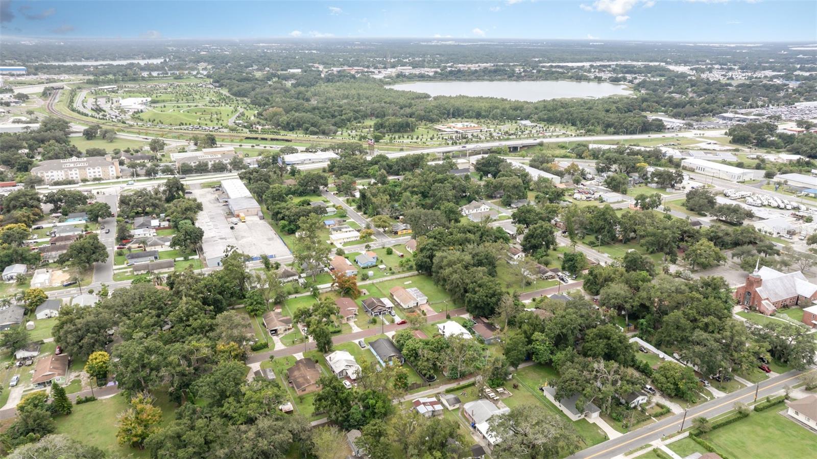 Image 33 of 36 For 932 Augusta Street