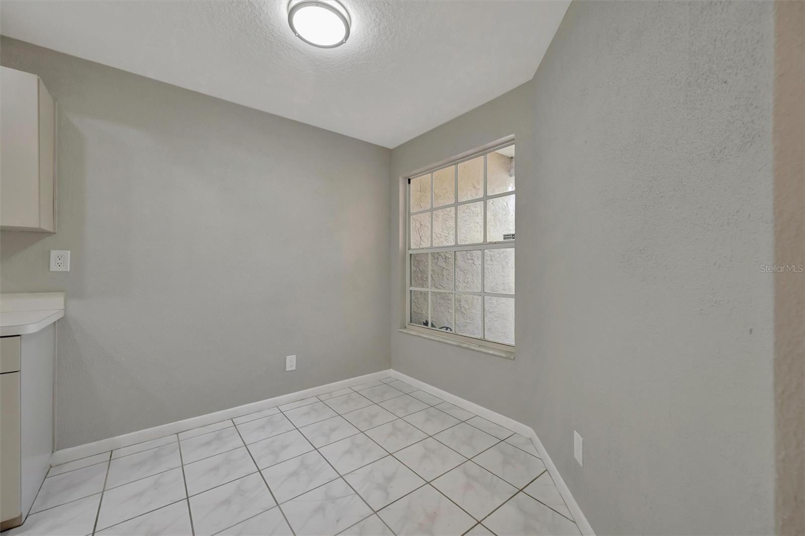 Image 8 of 50 For 3057 Branch Drive