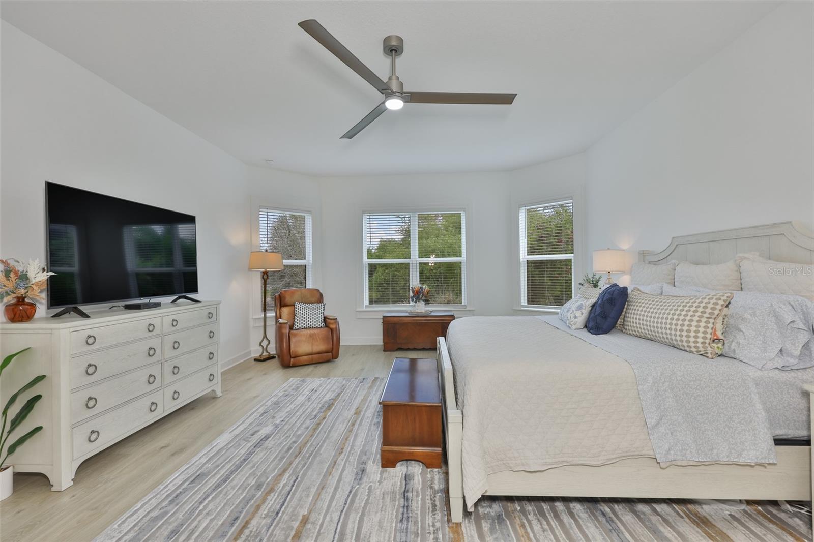 Image 21 of 58 For 5512 Caserta Court