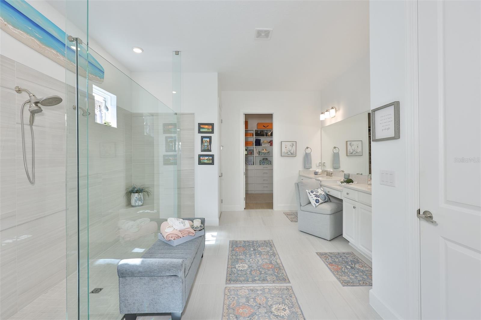 Image 23 of 58 For 5512 Caserta Court