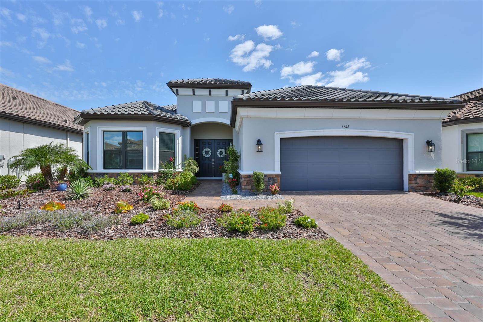 Image 4 of 58 For 5512 Caserta Court