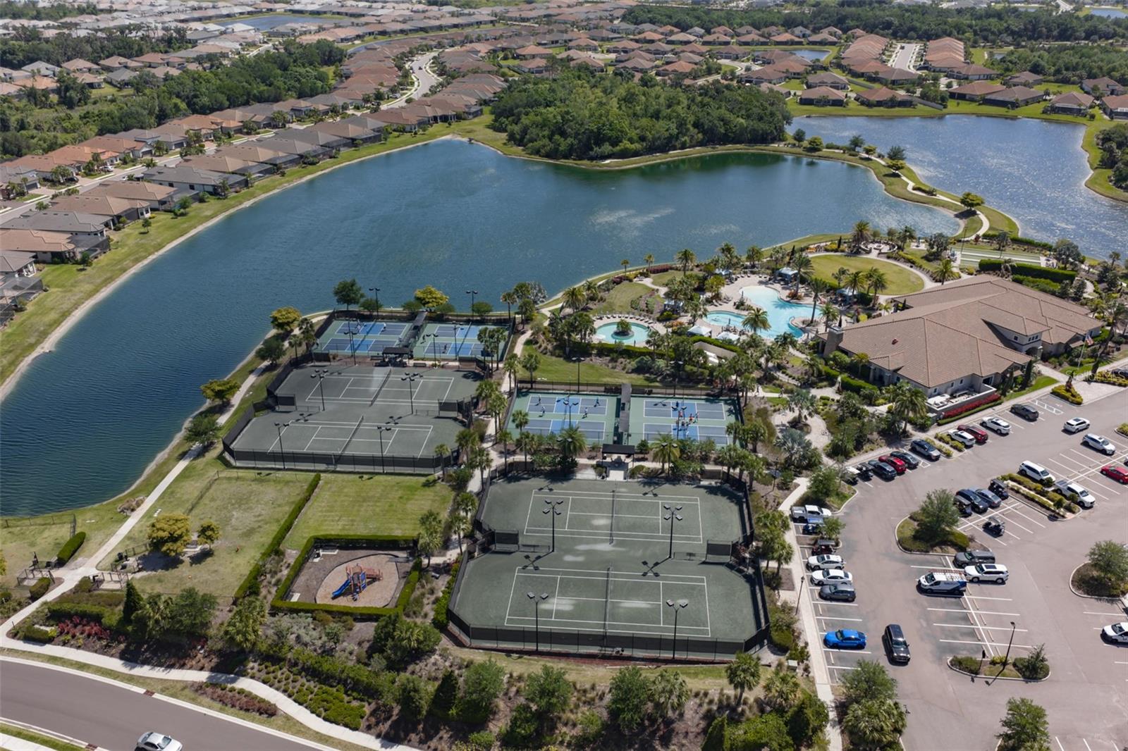 Image 55 of 58 For 5512 Caserta Court