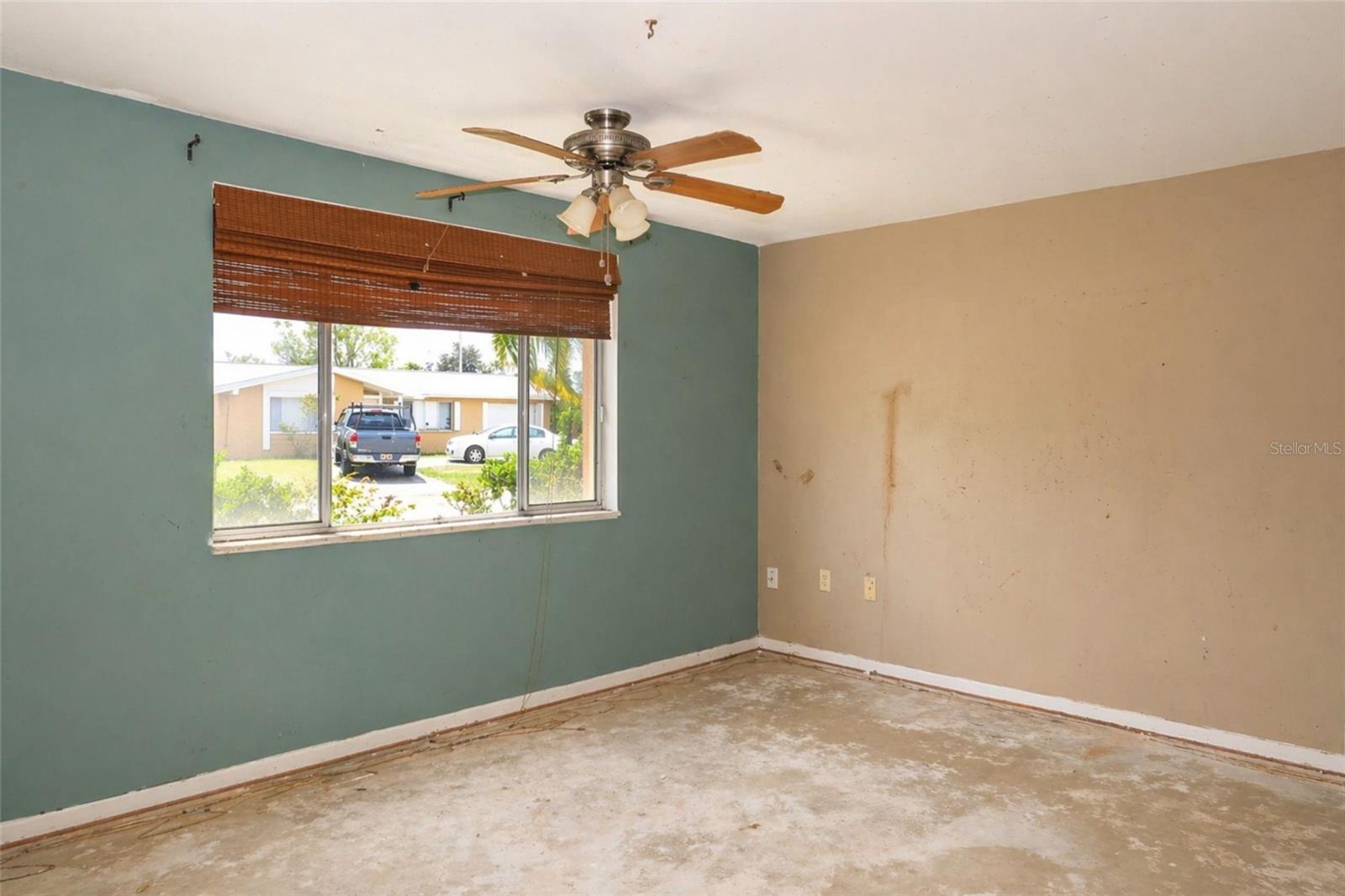 Image 9 of 12 For 4011 Grayton Drive