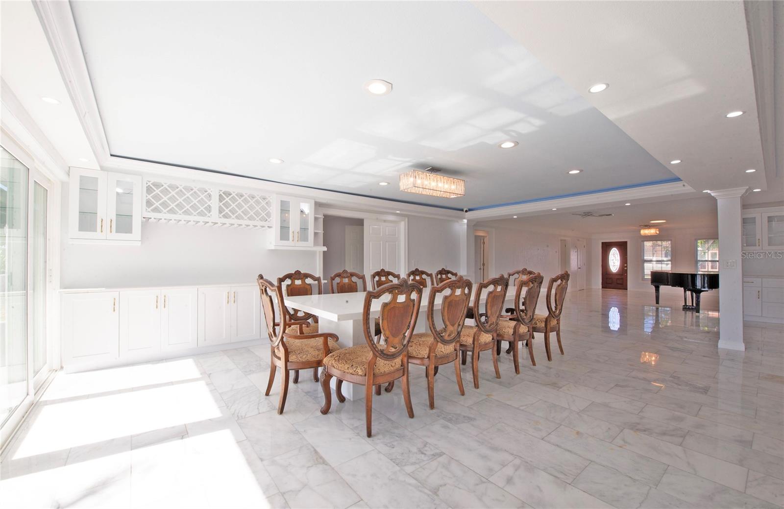 Image 21 of 46 For 551 Crystal Drive