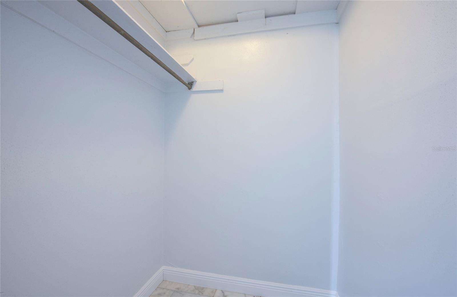 Image 37 of 46 For 551 Crystal Drive