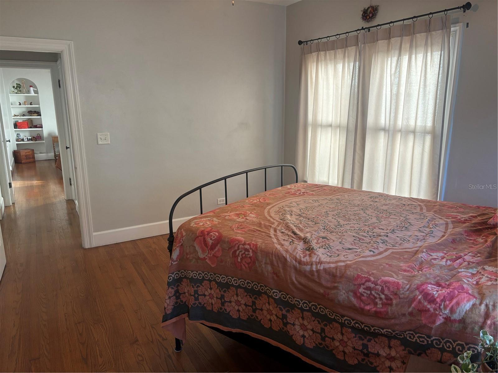 Image 15 of 32 For 316 18th Avenue Ne
