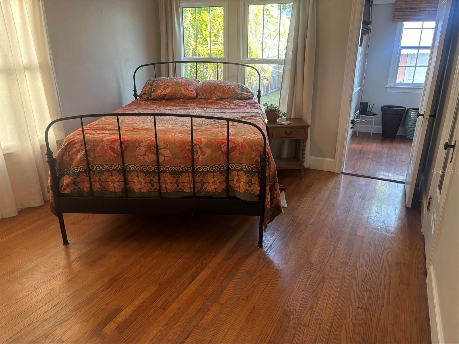 Image 16 of 32 For 316 18th Avenue Ne