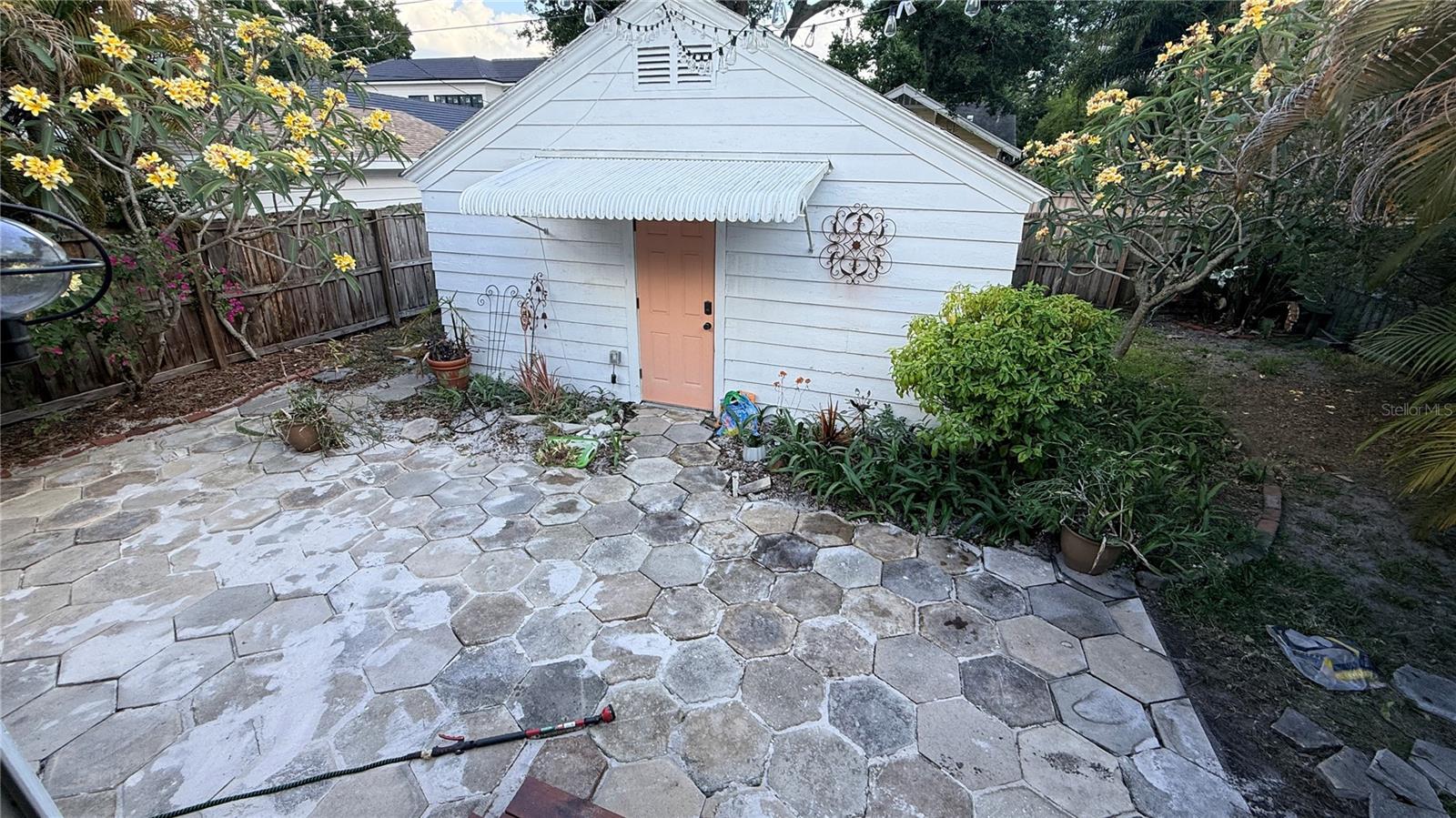 Image 23 of 32 For 316 18th Avenue Ne