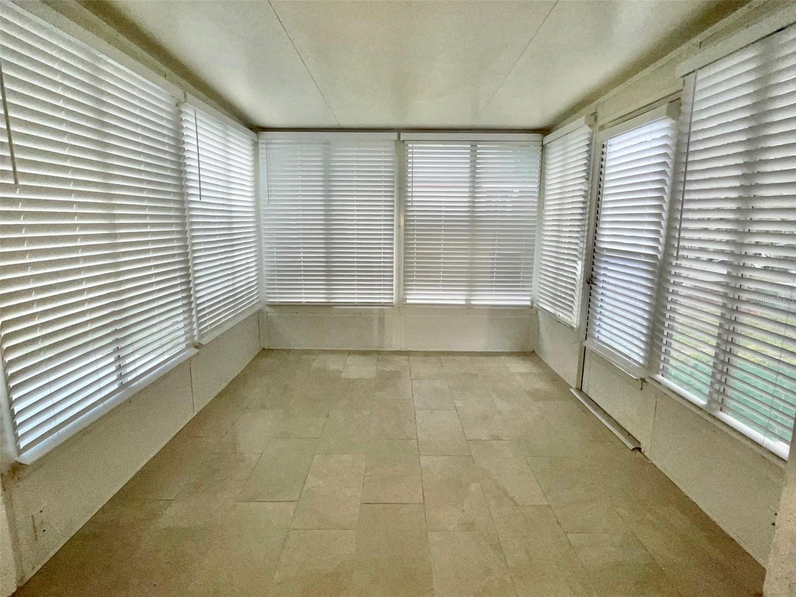 Image 12 of 13 For 2852 Stillwell Court