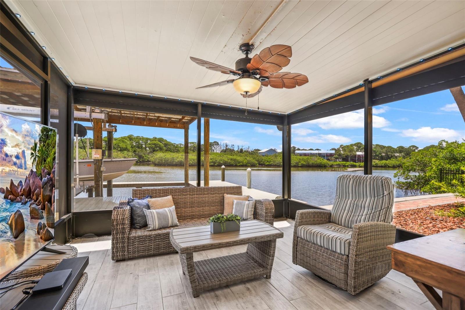 Image 15 of 64 For 412 Orchid Lane