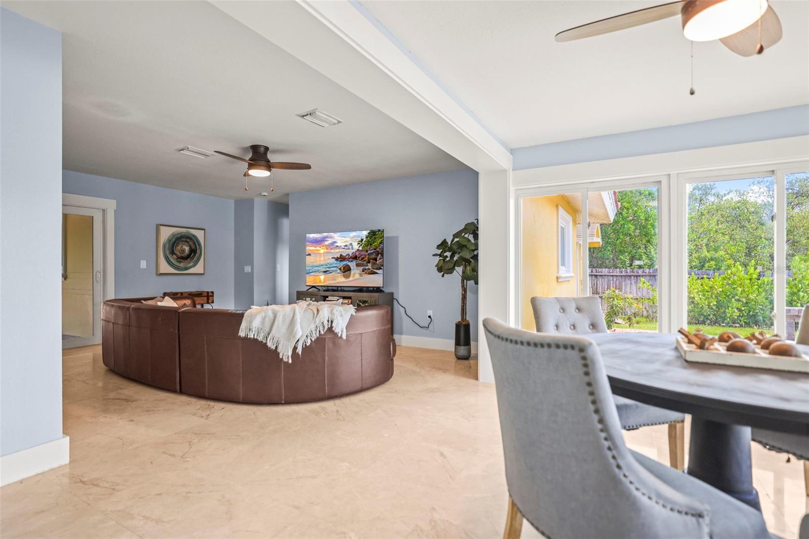 Image 22 of 64 For 412 Orchid Lane