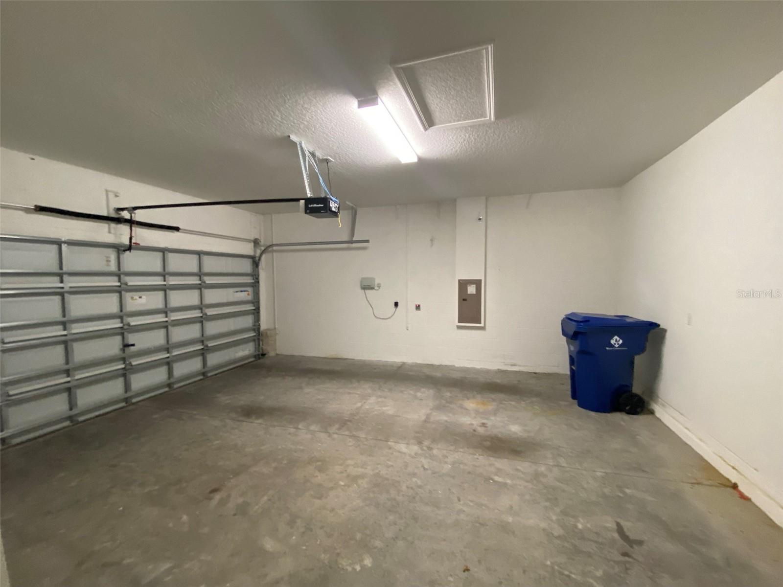 Image 4 of 25 For 21312 Southern Charm Drive