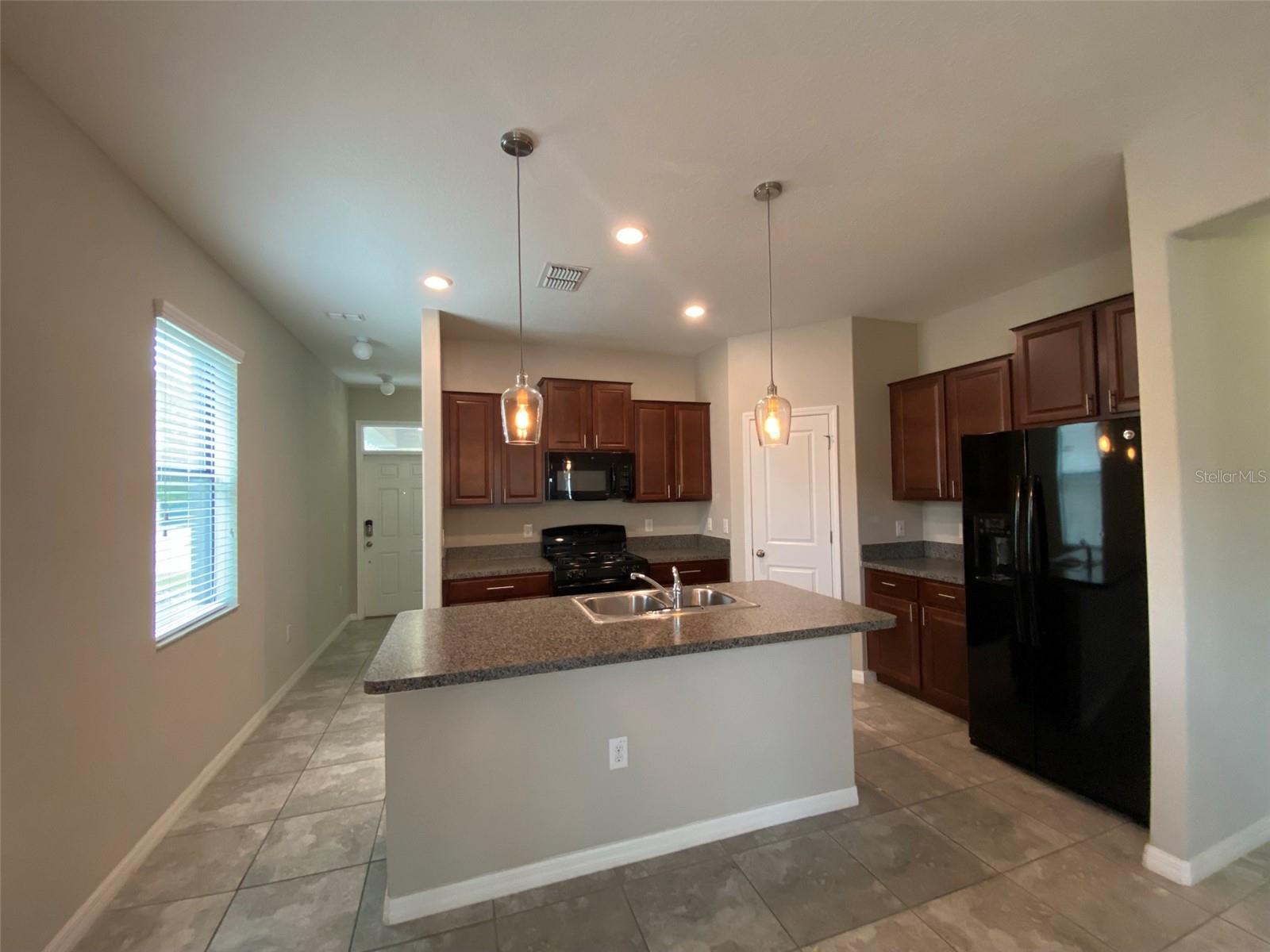 Image 6 of 25 For 21312 Southern Charm Drive