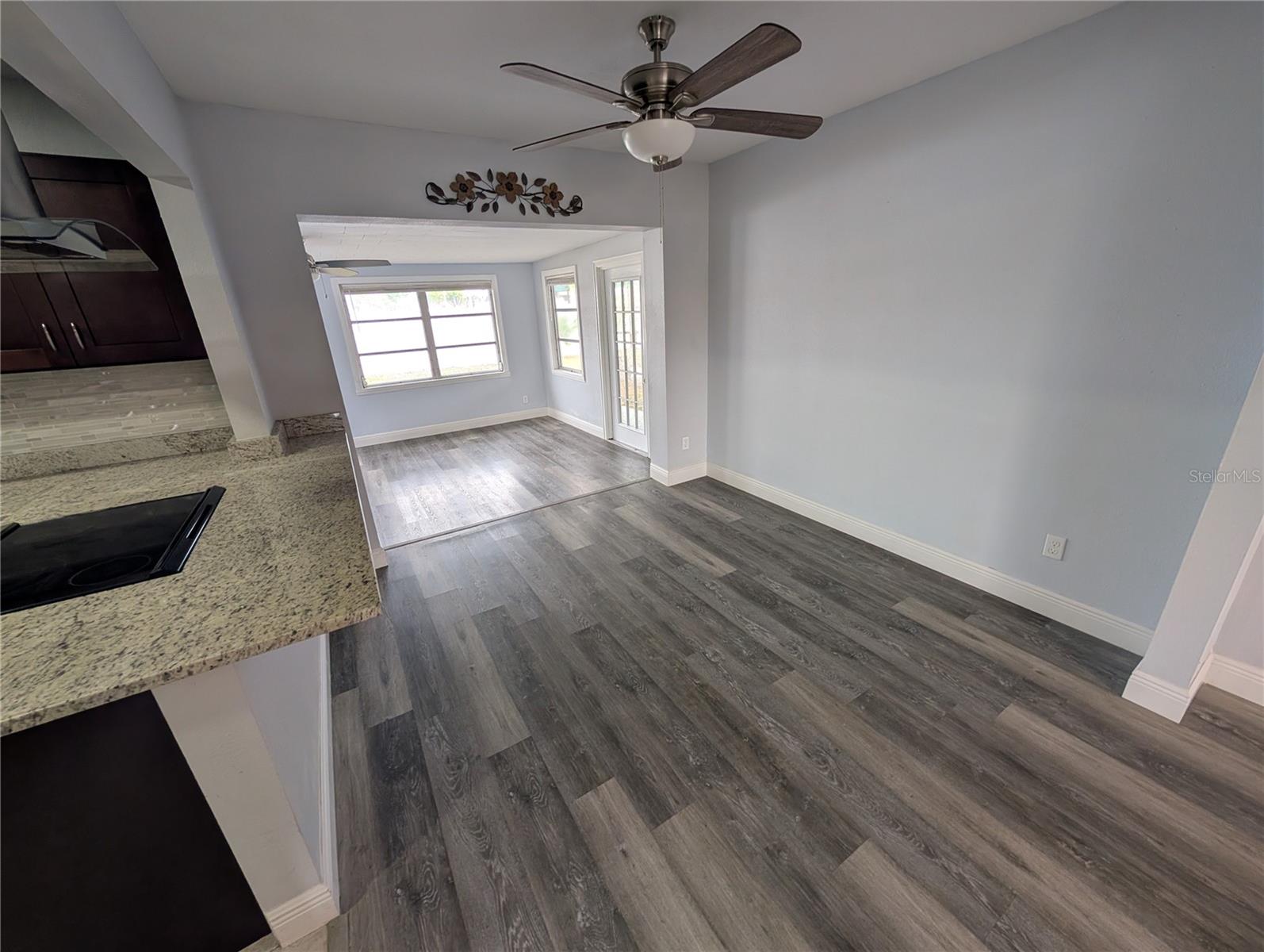 Image 11 of 36 For 7173 Darien Way