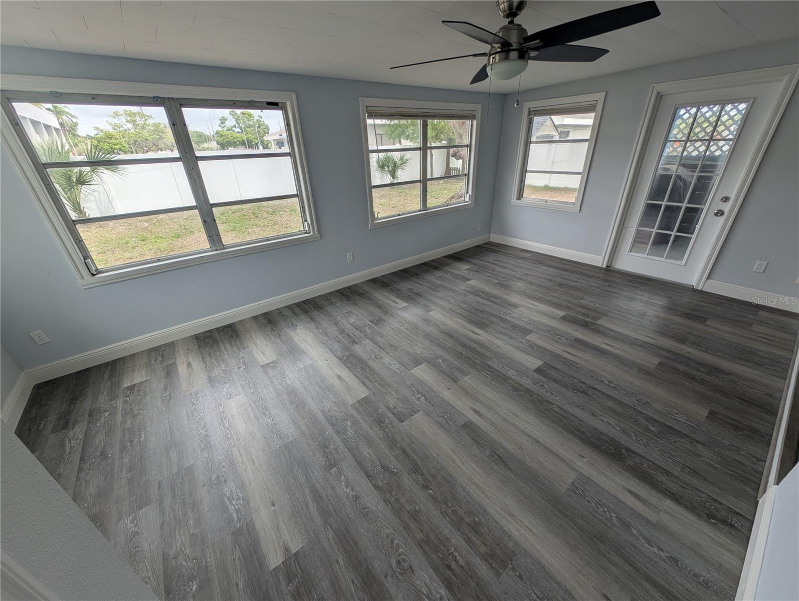 Image 13 of 36 For 7173 Darien Way