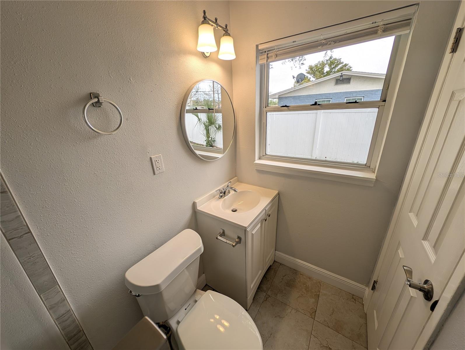 Image 17 of 36 For 7173 Darien Way