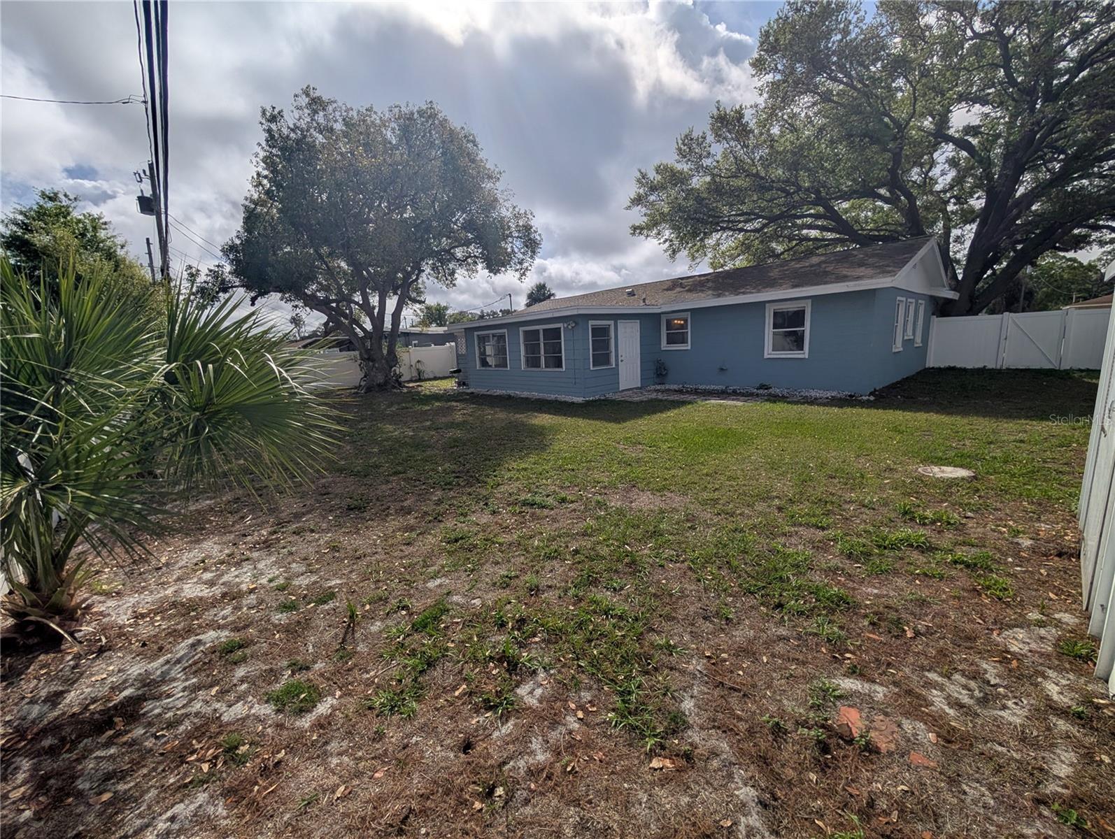 Image 30 of 36 For 7173 Darien Way