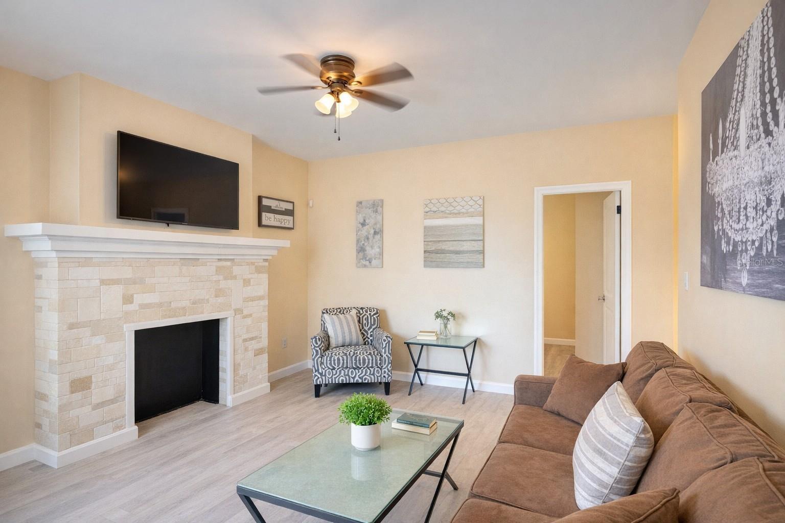 Image 8 of 18 For 501 Magnolia Avenue 3