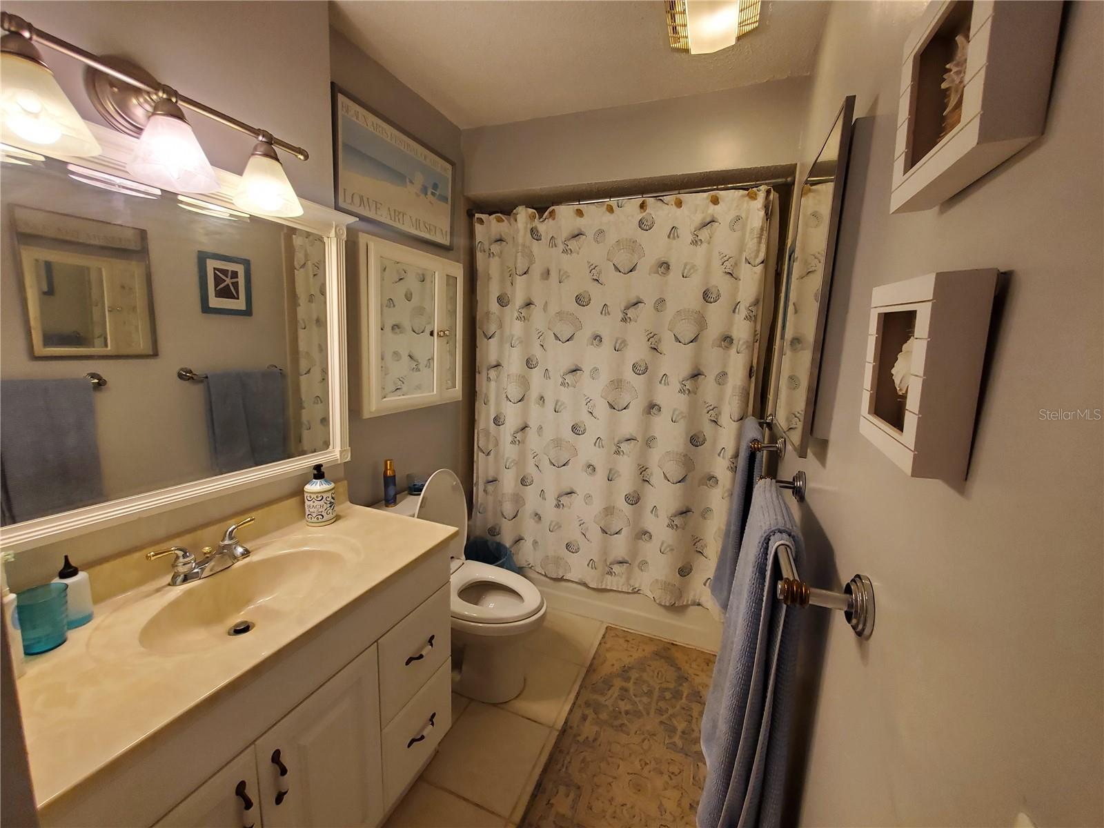 Image 10 of 24 For 1400 Arrowhead Circle W