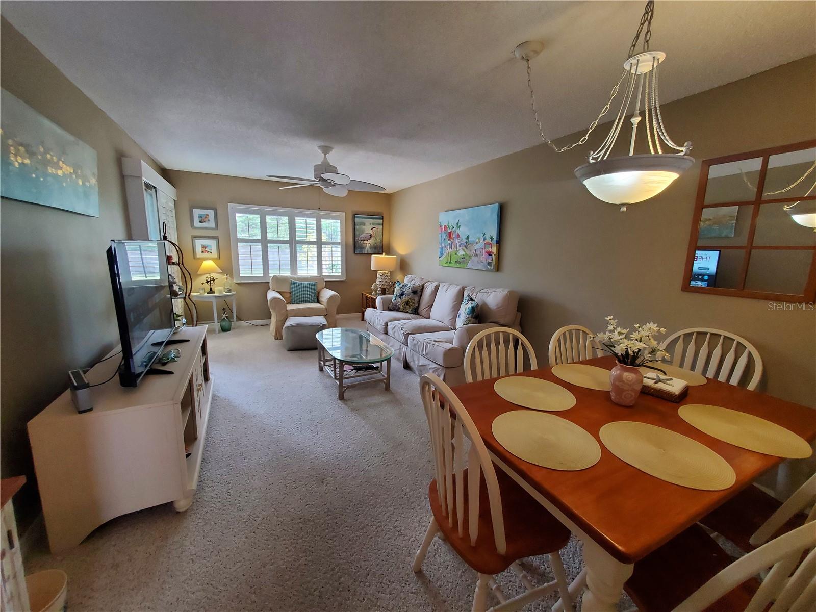 Image 4 of 24 For 1400 Arrowhead Circle W