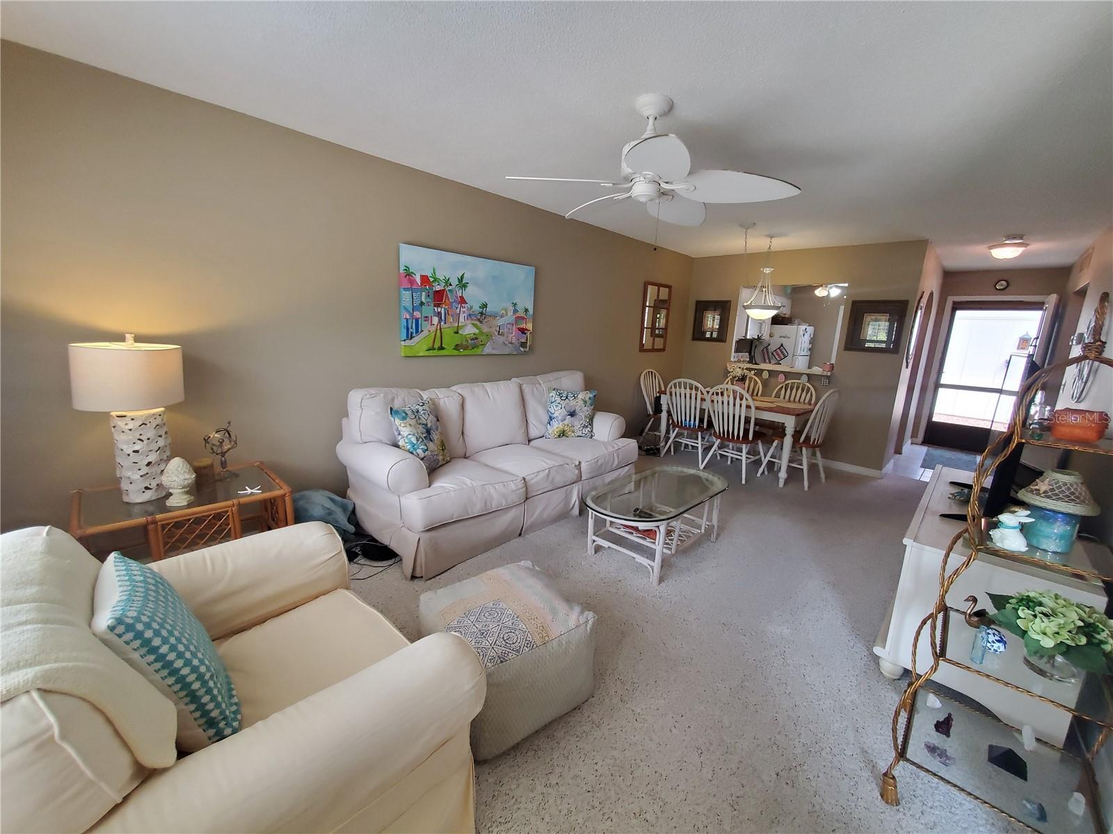 Image 7 of 24 For 1400 Arrowhead Circle W