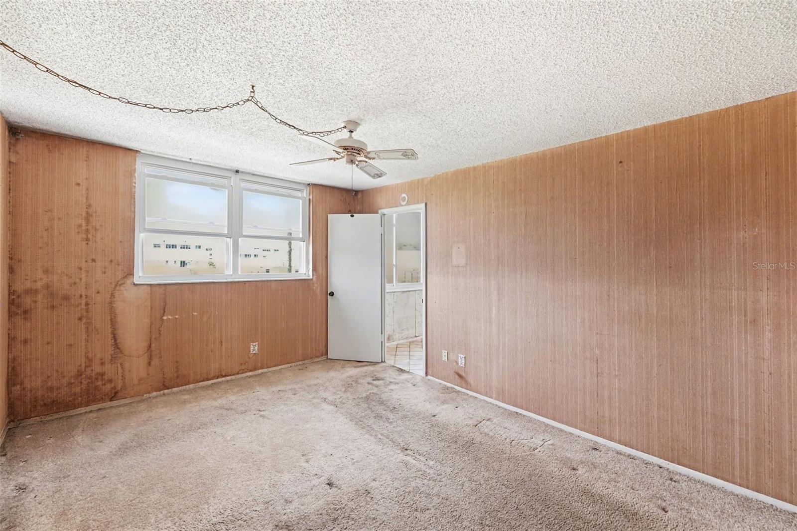 Listing photo id 10 for 4715 Bay Street Ne 232